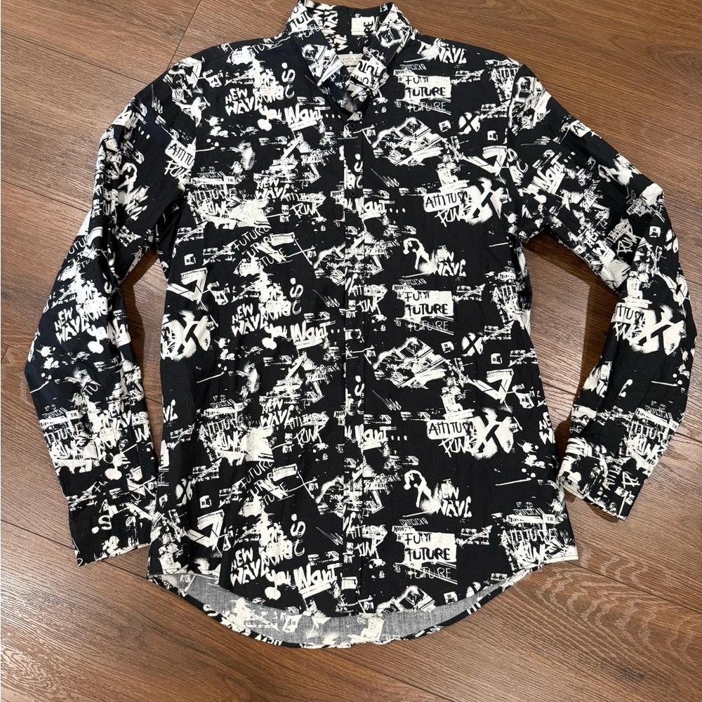 Zara Black & White Graphic Button-Down Shirt